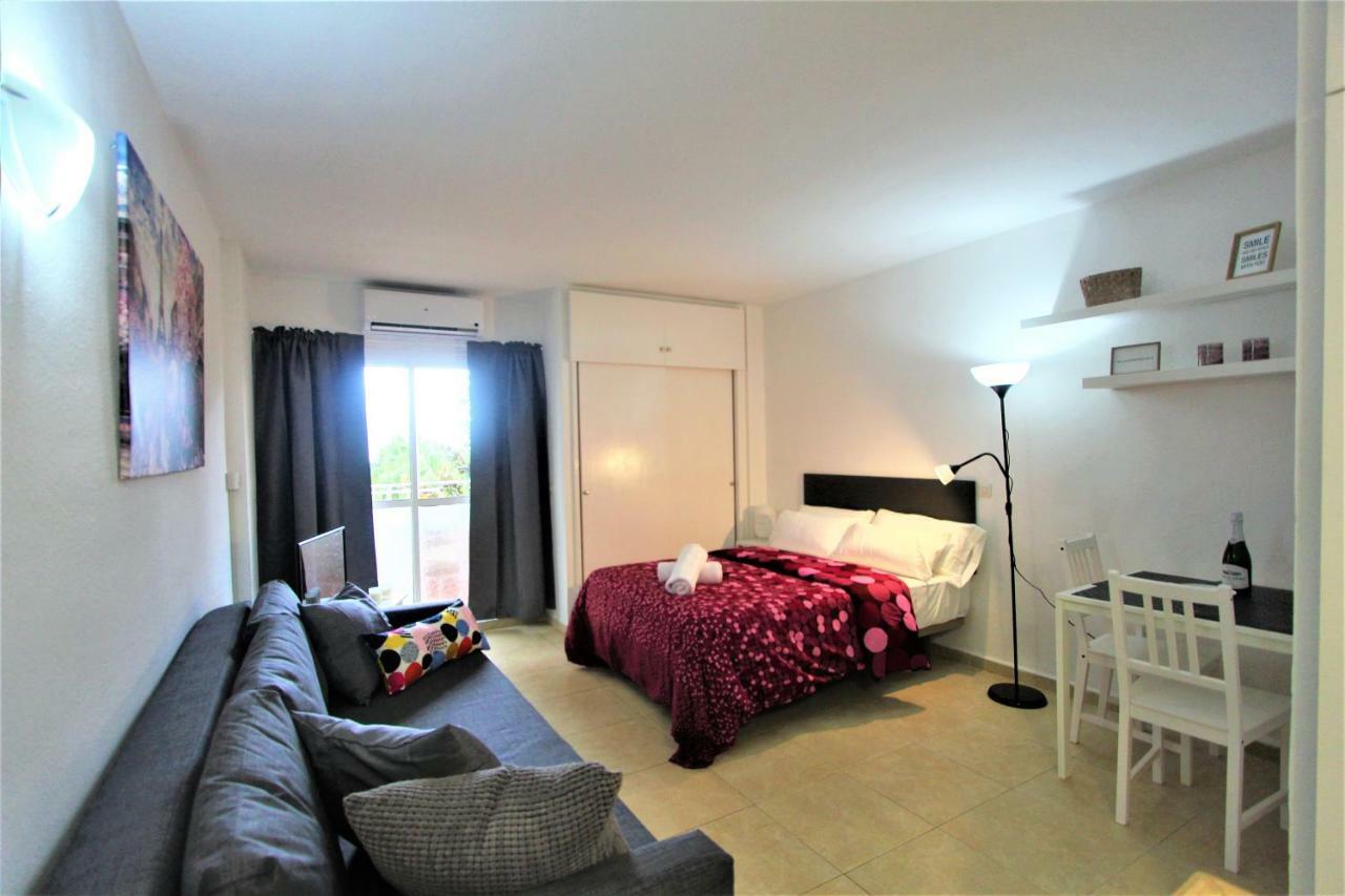 Apartamentos Júpiter Minerva - PISCINA ABIERTA - EXCELENTE CONEXIÓN WIFI Benalmádena Exterior foto
